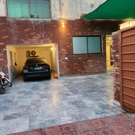 Red Fort Hotel Gulberg Lahore Buitenkant foto